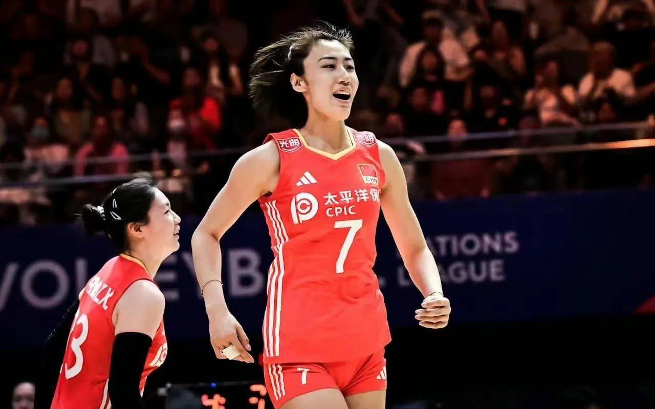 星空体育网页版-中国女足以出色表现夺冠，赢得掌声(中国女足以出色表现夺冠,赢得掌声的是谁)