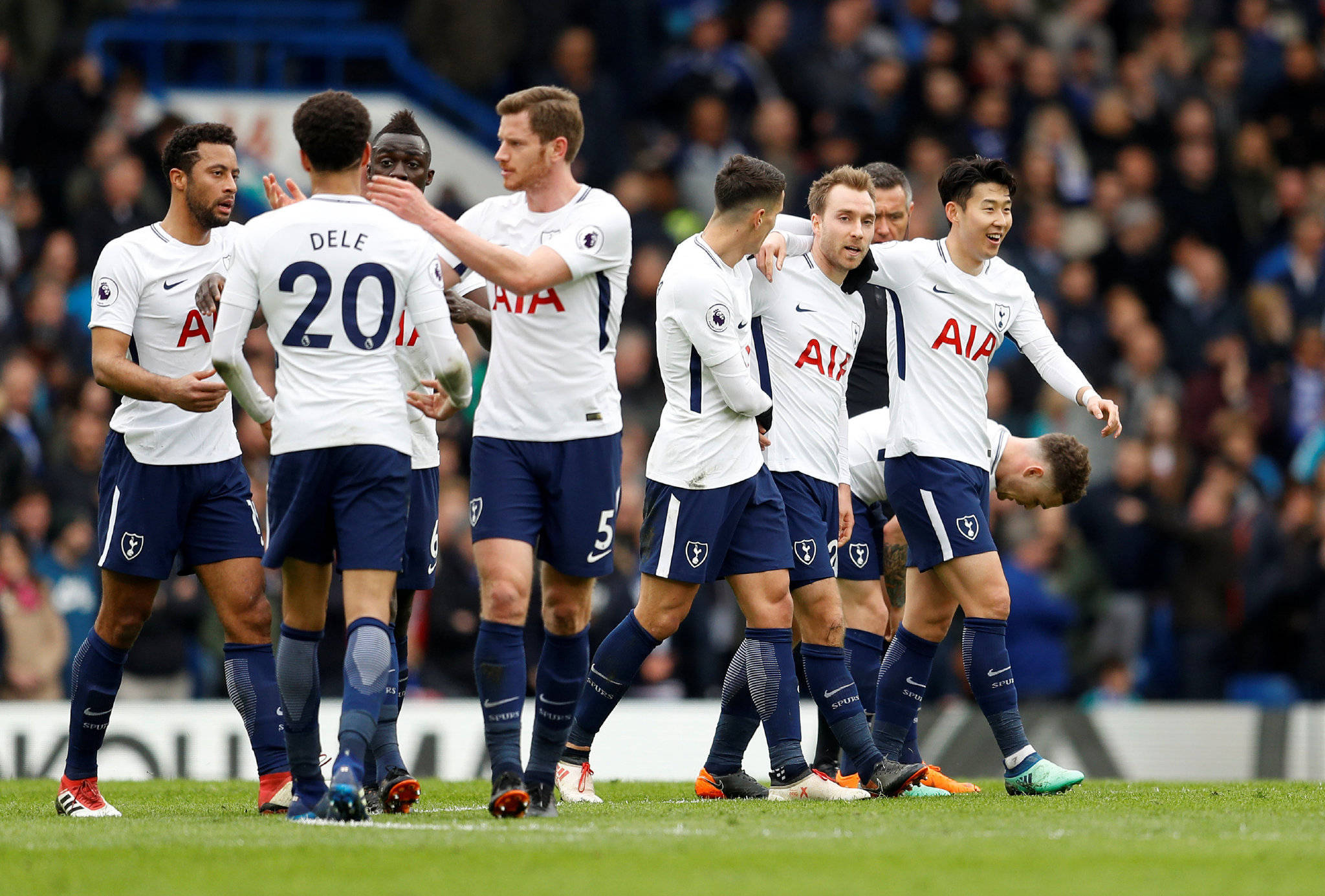 狼队备战与热刺，双方实力对决备受瞩目的简单介绍