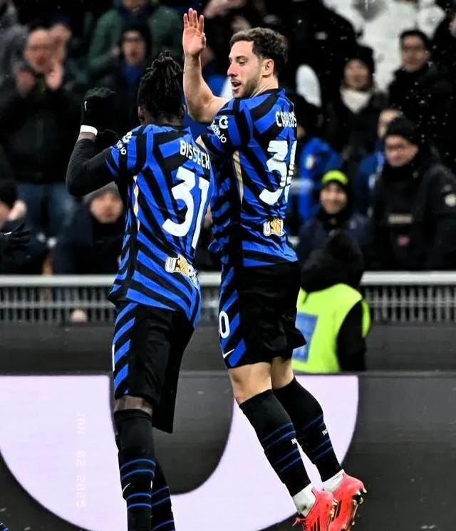 包含佛罗伦萨-击败国际米兰，继续高歌猛进的词条