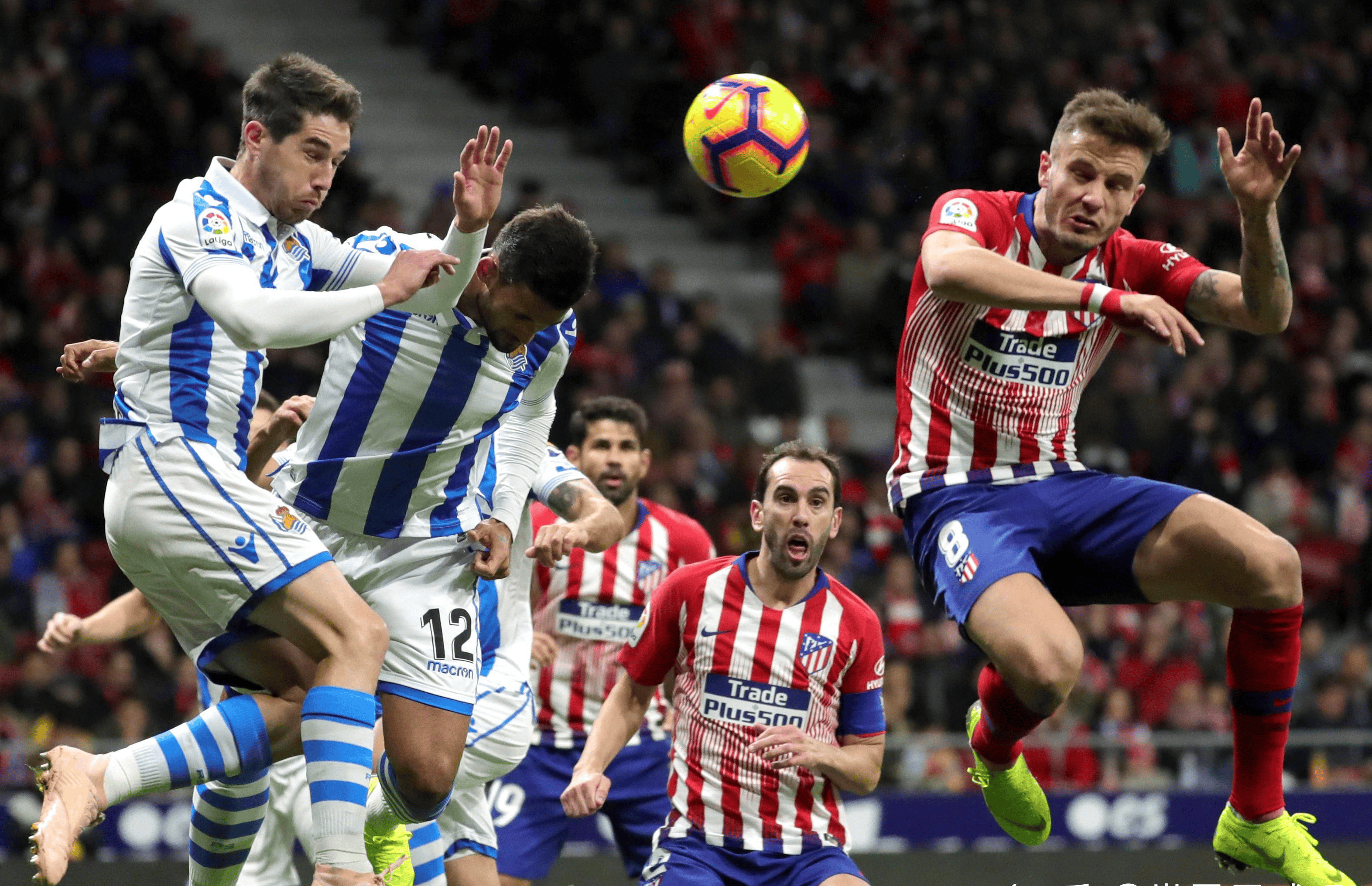 马赛队在关键比赛中逆转战局 马赛队在关键比赛中逆转战局