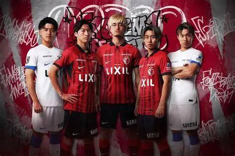 星空体育馆-包含恩菲尔德进攻端火力强劲，欲破鹿岛鹿角防线的词条