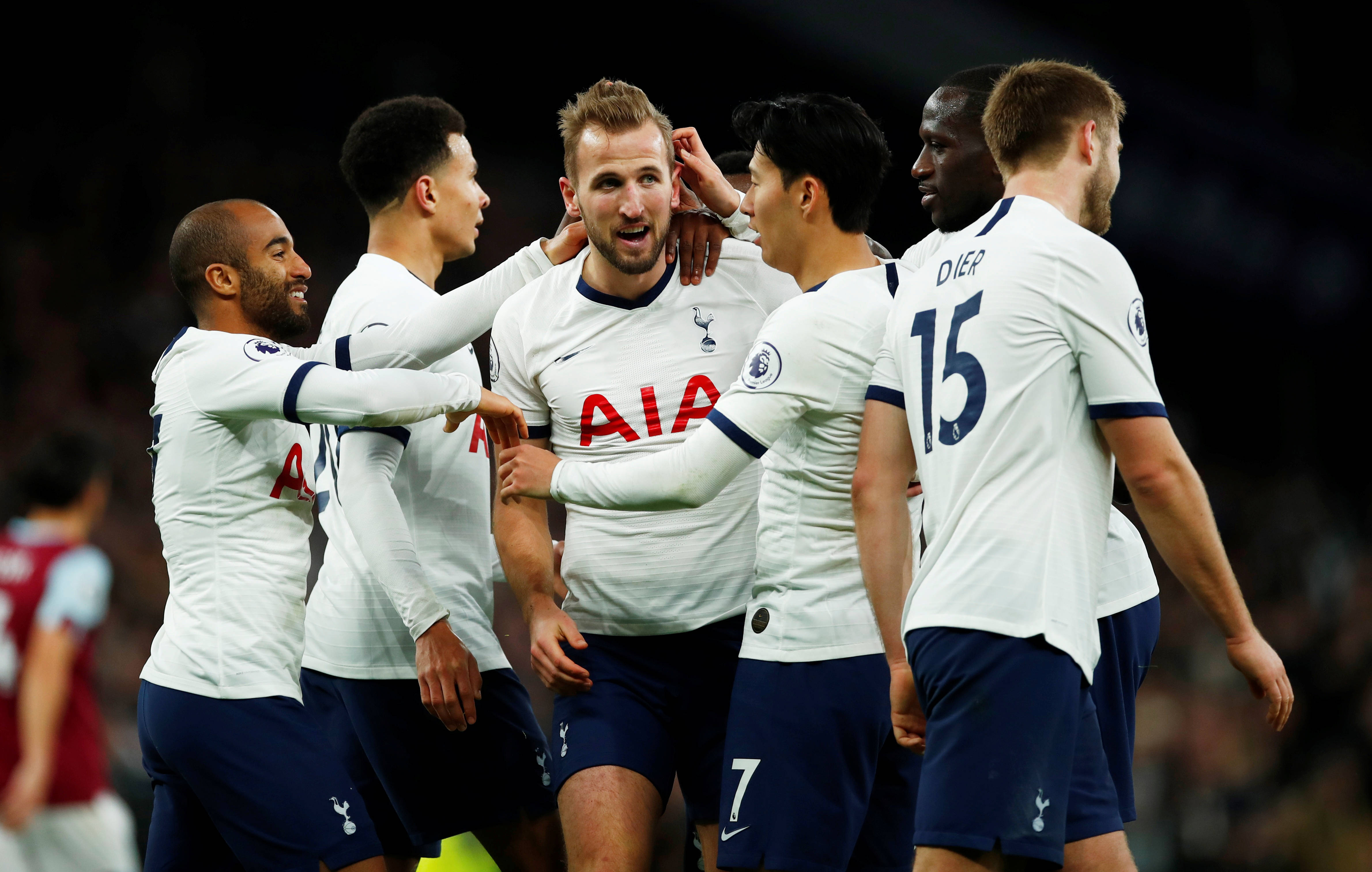 关于热刺主场气氛活跃,球队欲取得连胜势头的信息 关于热刺主场气氛活跃,球队欲取得连胜势头的信息