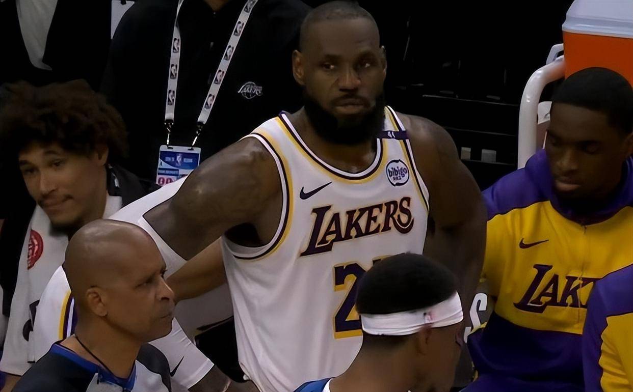 星空体育在线登录-包含詹姆斯带伤绝杀，湖人战胜勇士晋级西部决赛的词条