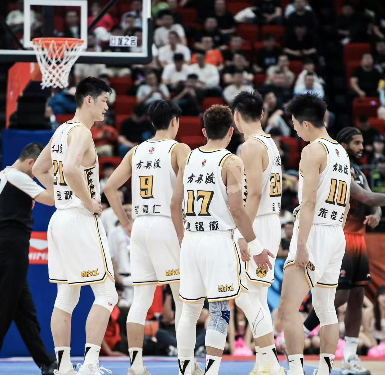 关于精彩进攻!浙江队对阵青岛队,绝地大战即将展开的信息 关于精彩进攻!浙江队对阵青岛队,绝地大战即将展开的信息