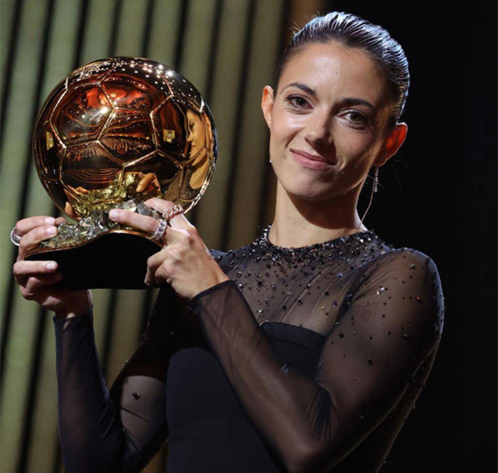 星空体育馆-女足运动员表现出色，获得重要胜利的简单介绍