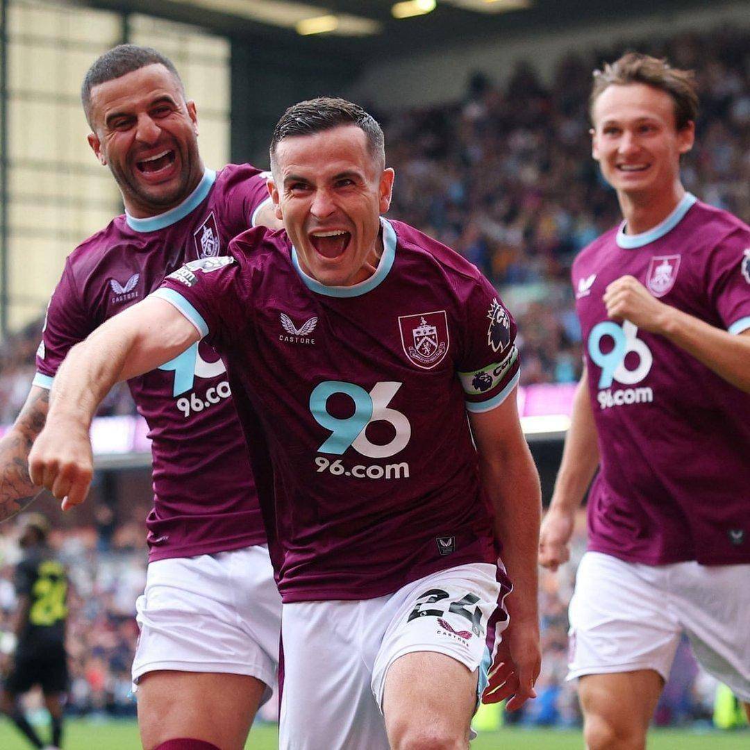 阿斯顿维拉主场大胜伯恩利,保住保级希望的简单介绍 阿斯顿维拉主场大胜伯恩利,保住保级希望的简单介绍