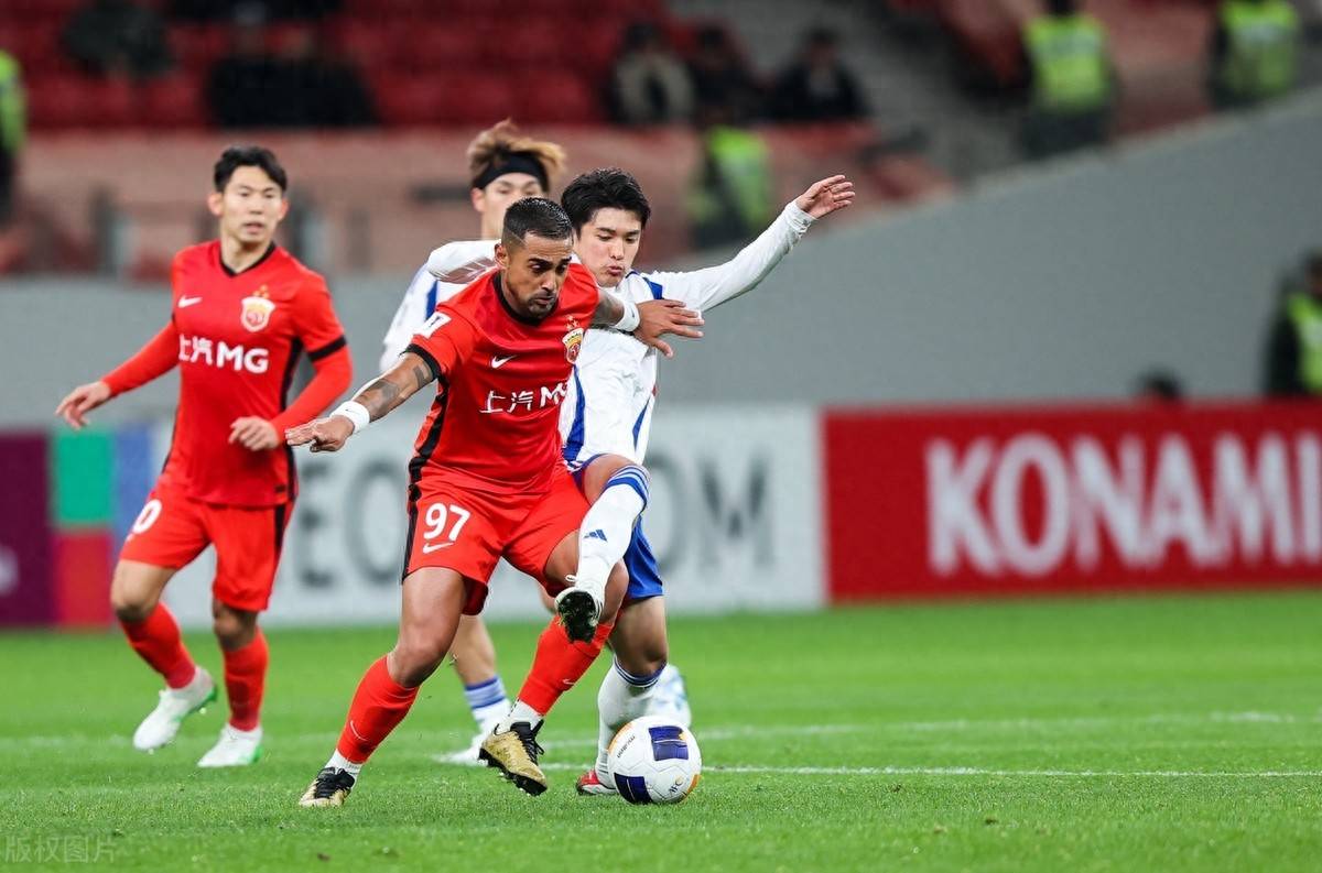 星空体育网页版登录入口-包含豪门球队在锦标赛中乘风破浪，表现非凡的词条