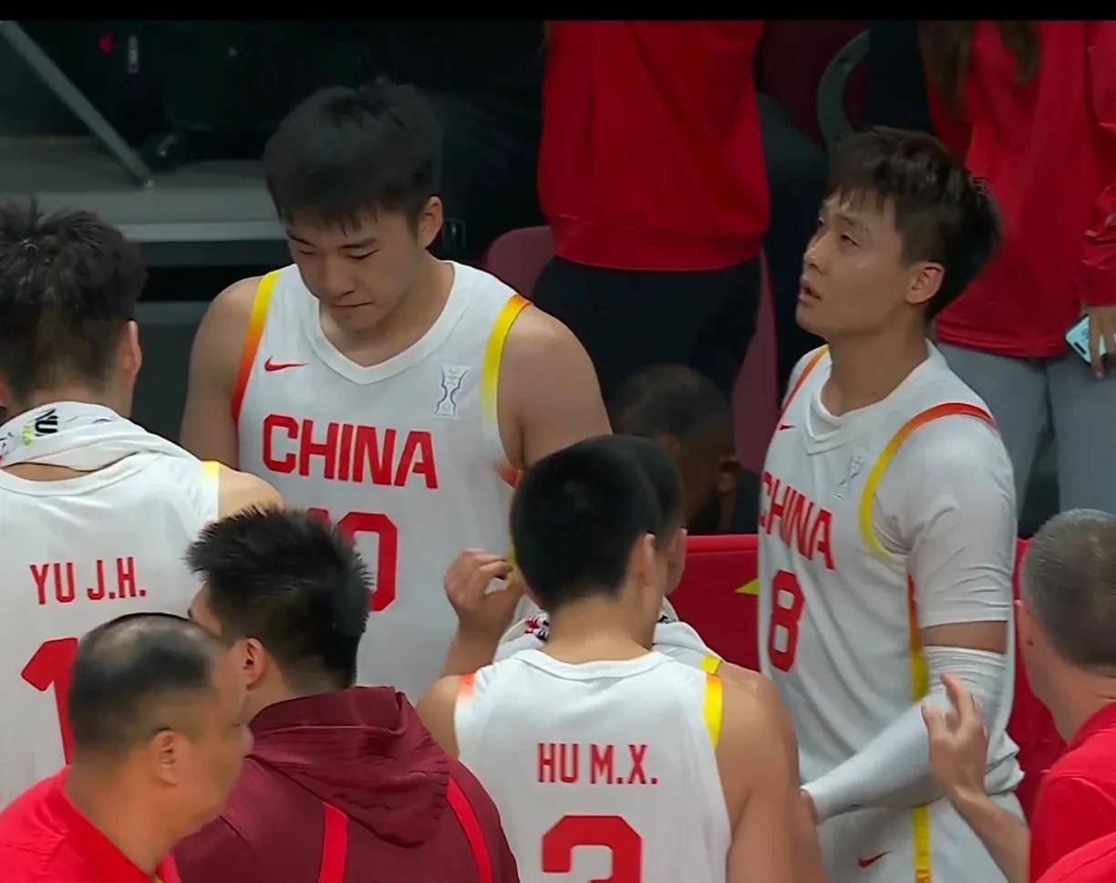 纷至沓来:国内篮球职业联赛季后赛竞争若烈 纷至沓来:国内篮球职业联赛季后赛竞争若烈