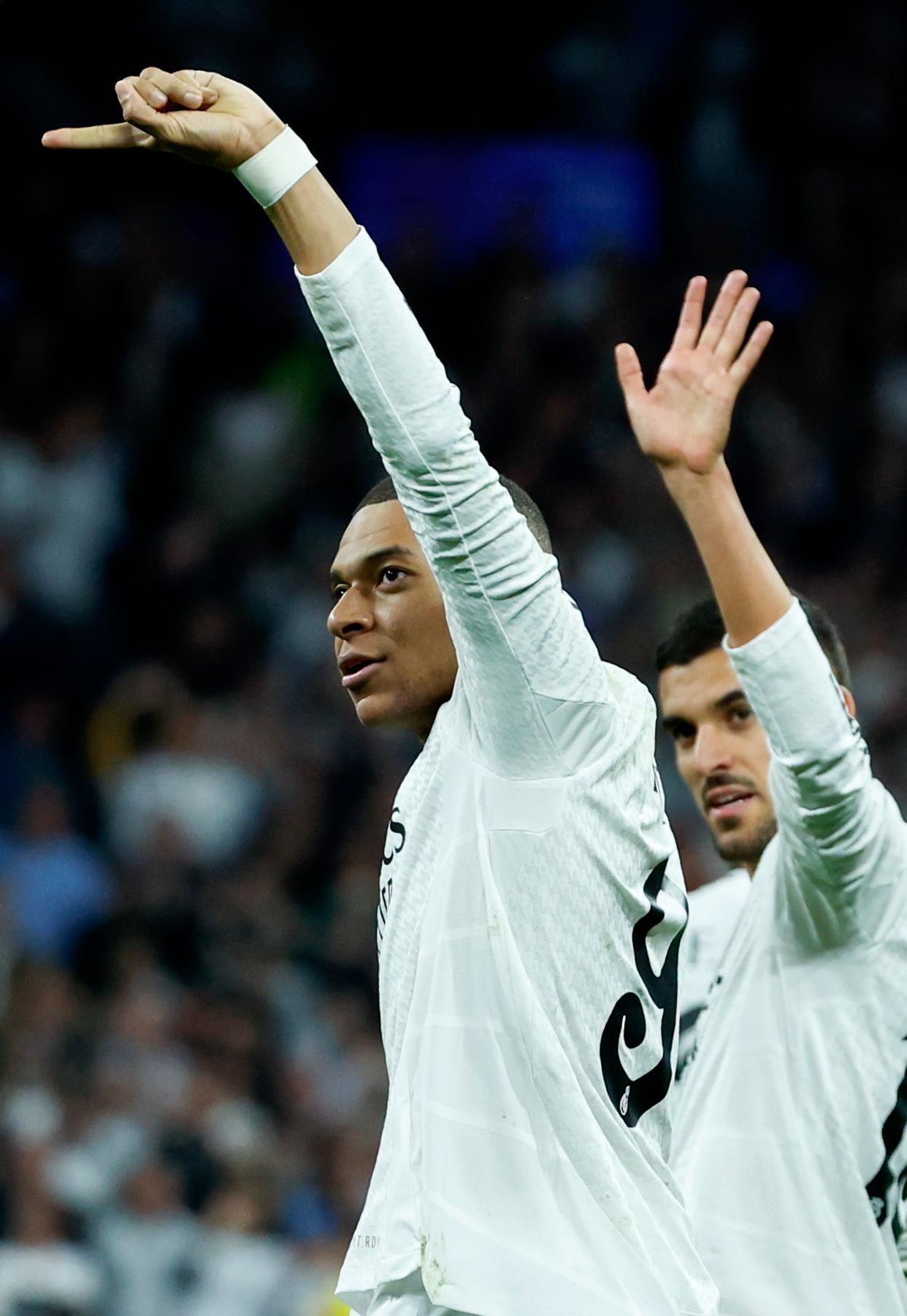 星空体育地址-皇马中场核心创造神奇，欧冠夺冠前景一片美好的简单介绍