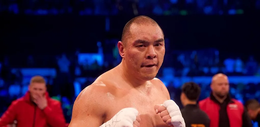 阿尔巴尼亚拳击选手雄心壮志,气吞华山 阿尔巴尼亚拳击选手雄心壮志,气吞华山