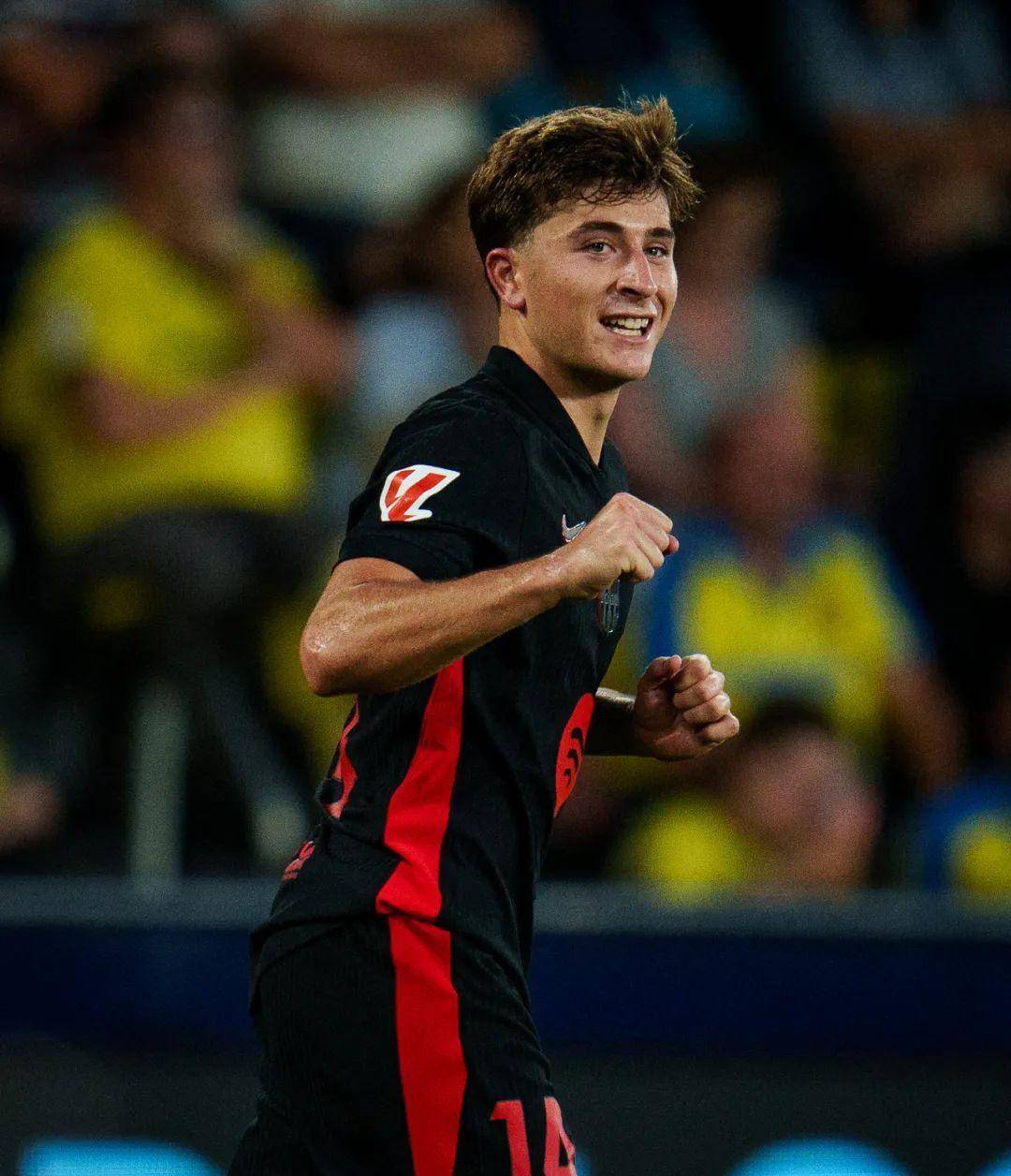 星空体育投注-道格斯地铁军团主场大胜，攻击力强劲