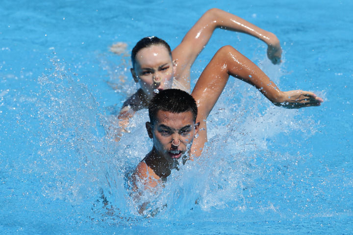 意大利选手斩获花游团体金牌 意大利选手斩获花游团体金牌