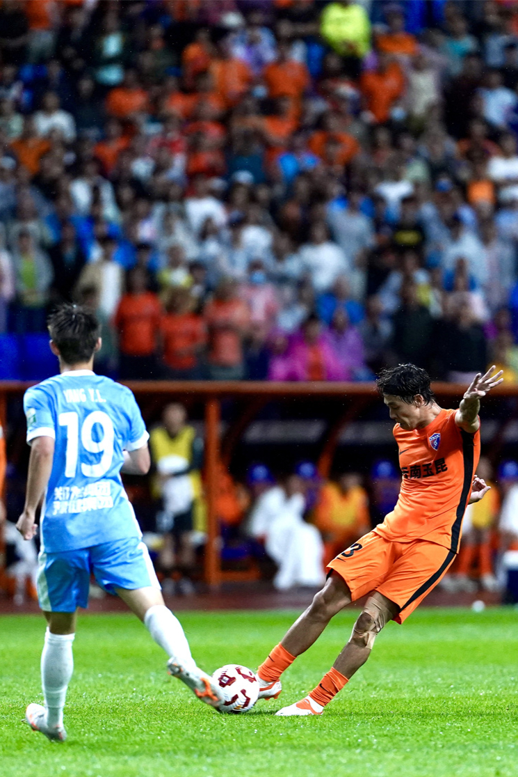 疫情加剧足球赛事举办方的经济困难 疫情加剧足球赛事举办方的经济困难