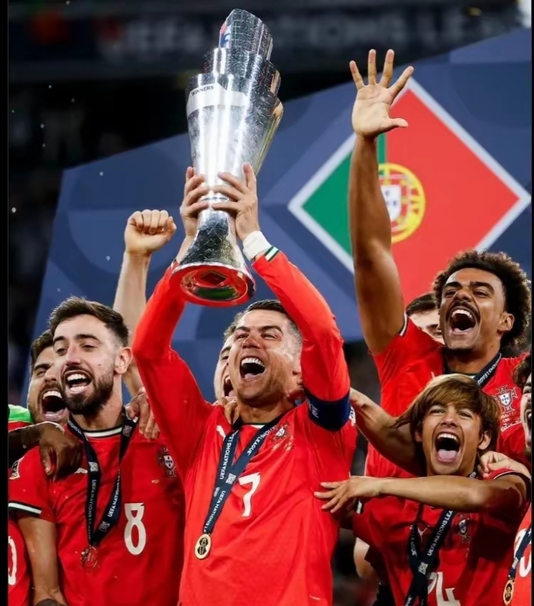 慕尼黑勇夺三连胜，欧洲战绩斐然